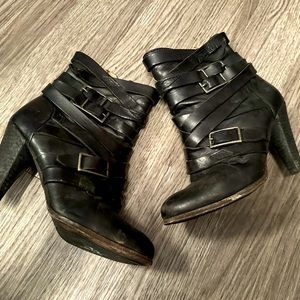 Frye Booties 5.5